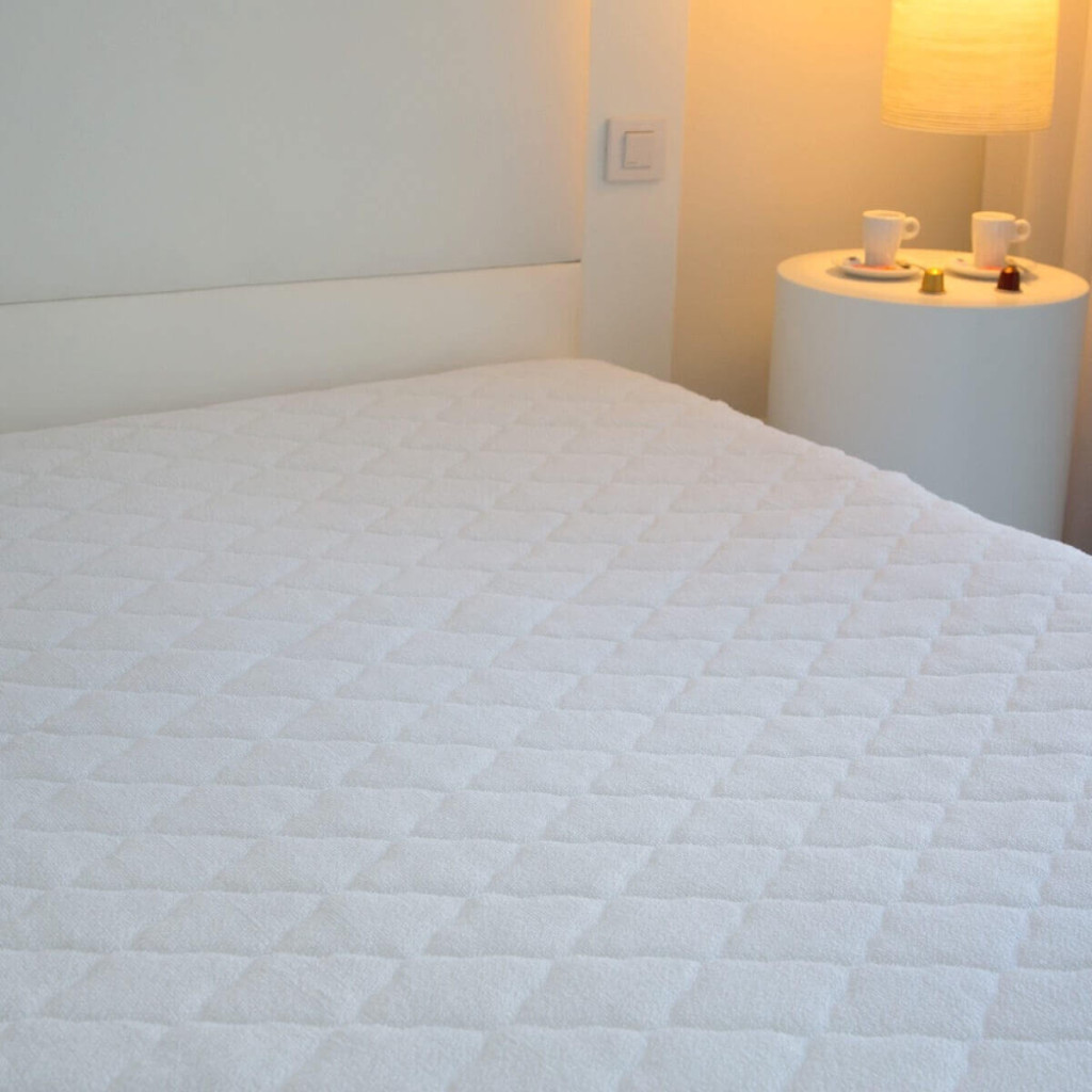 Protège-matelas matelassé éponge