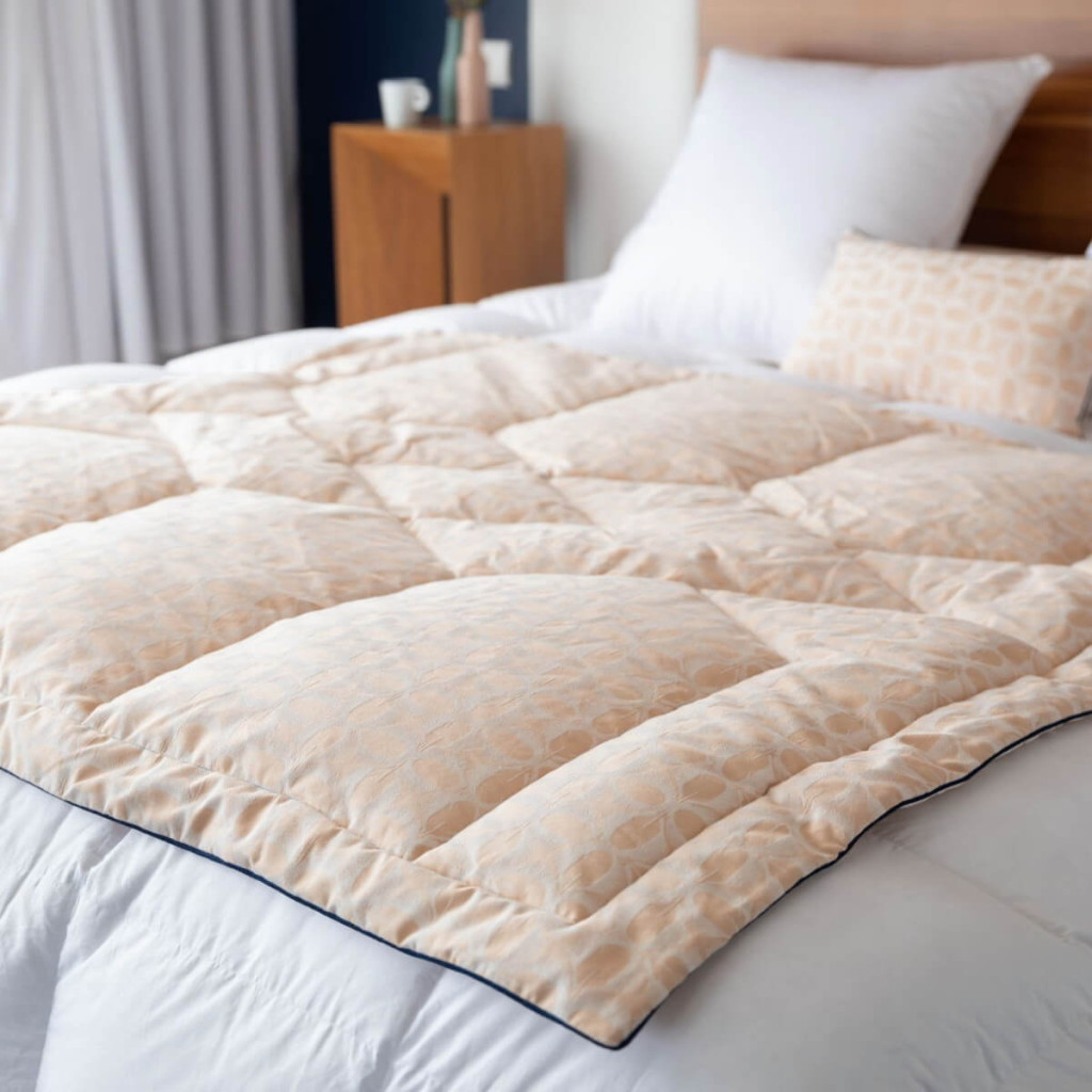 Plaid matelassé duvet édition limitée