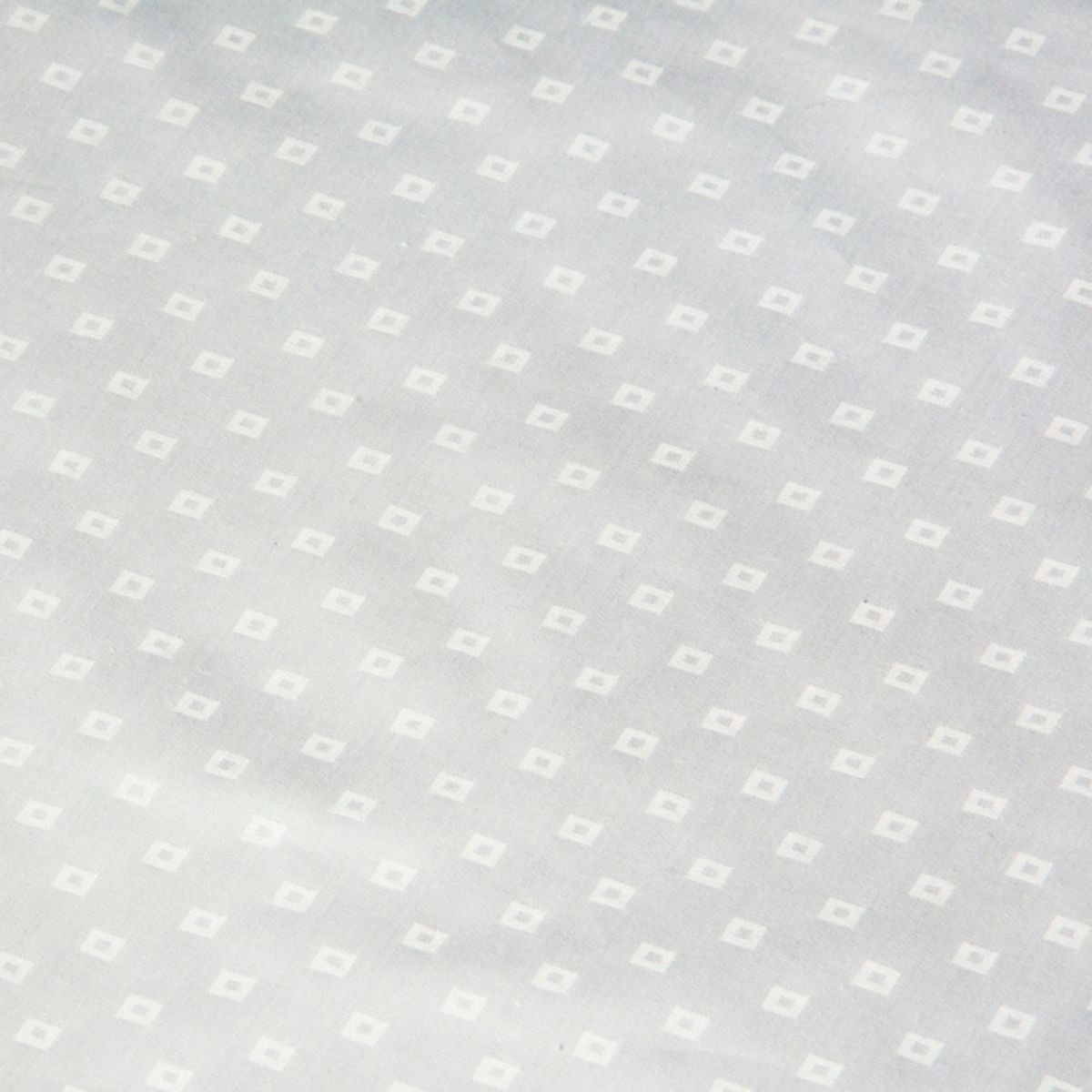 Détail housse d'édredon coton blanc
