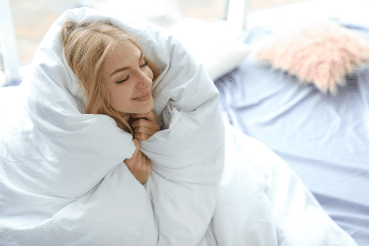 se blottir sous la couette