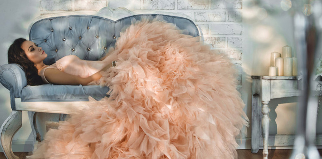 Haute Couture et Plume, une tendance qui suit la mode