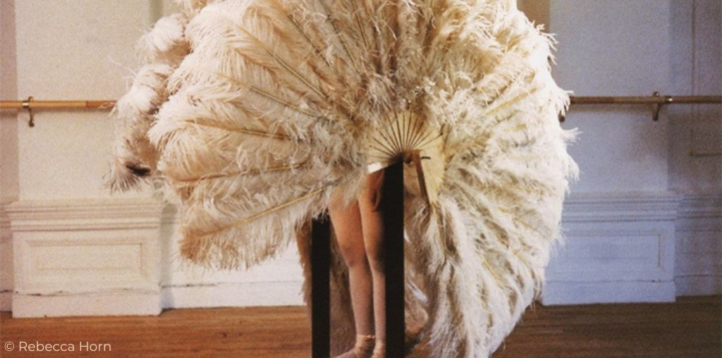 L'utilisation de la plume par Rebecca Horn