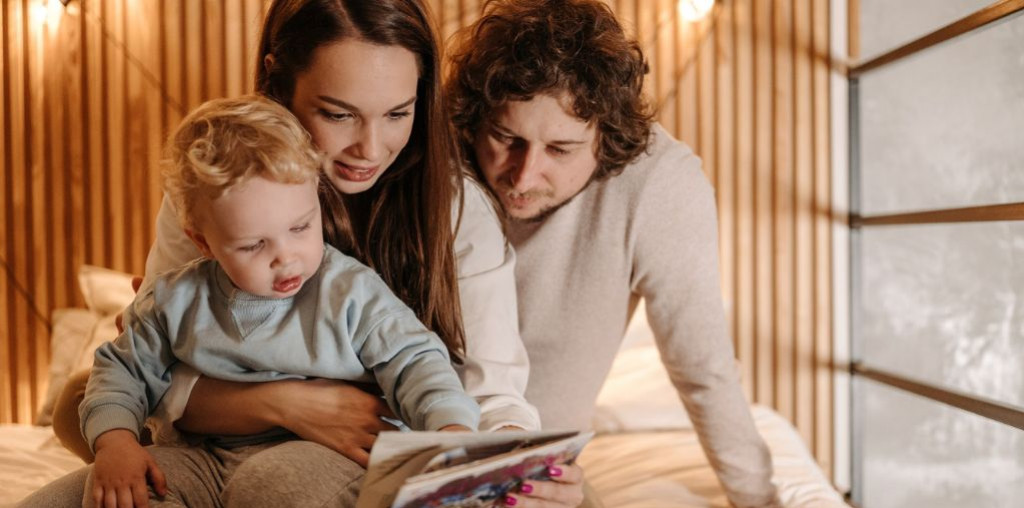 Enfants : sélection d'histoires à lire ou à écouter avant de s’endormir