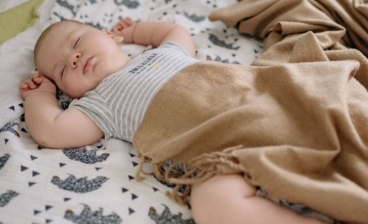 L'évolution du sommeil de votre bébé de 0 à 3 ans