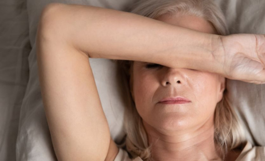 Comment traiter les insomnies à la ménopause ?