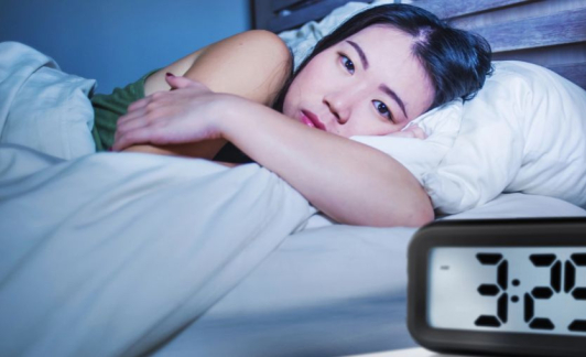 Réveils nocturnes : nos 8 conseils pour les éviter