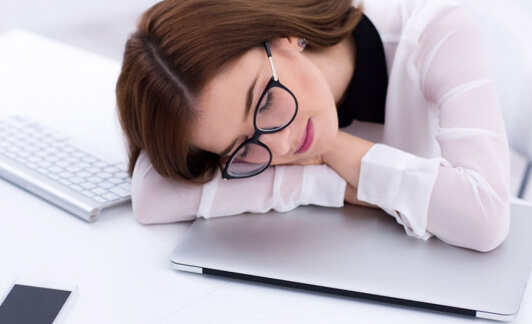 Sieste au travail : découvrez ces solutions Françaises